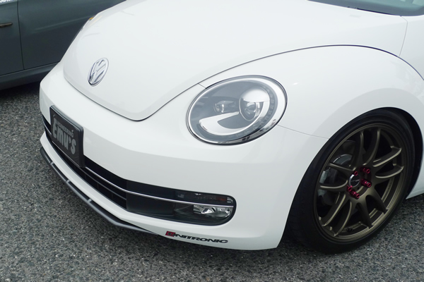 EMU'S THE BEETLE フロントセンターリップスポイラー